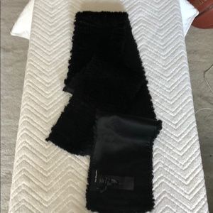 Koppels black textured scarf